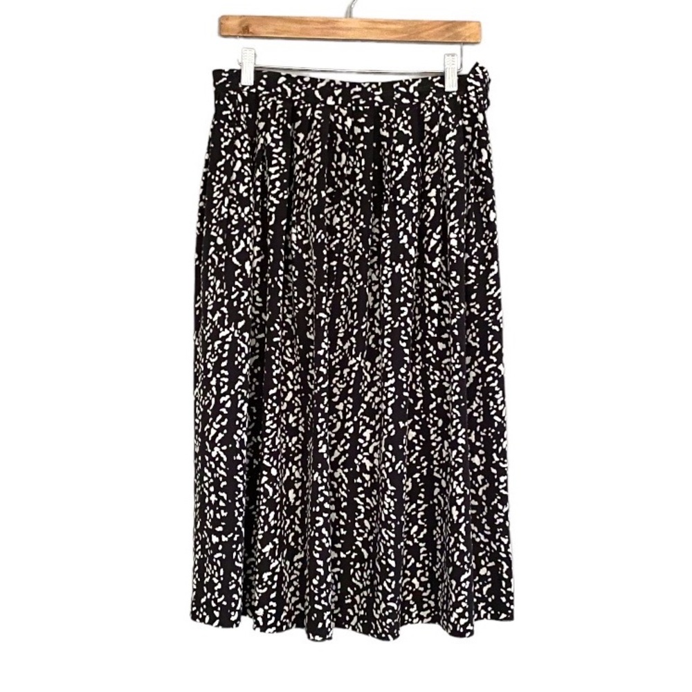Vintage 80s Black and White Full Skirt Knee Length M